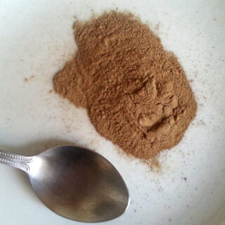 Tabernanthe iboga bark powder